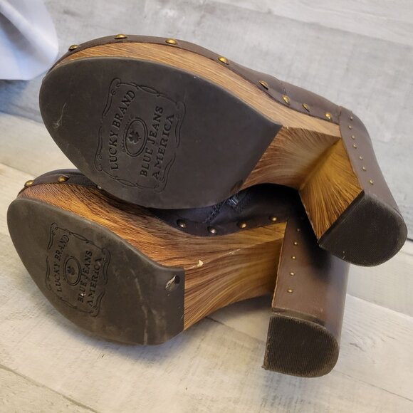 Lucky Brand Brown Leather Ankle Boots With Wooden Heel & Studded Details Size 7. - Picture 8 of 9